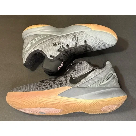 Nike Kyrie Flytrap 2 Shoes Mens Size 10 Gray Black Gum Basketball AO4436-006 - Picture 8 of 12